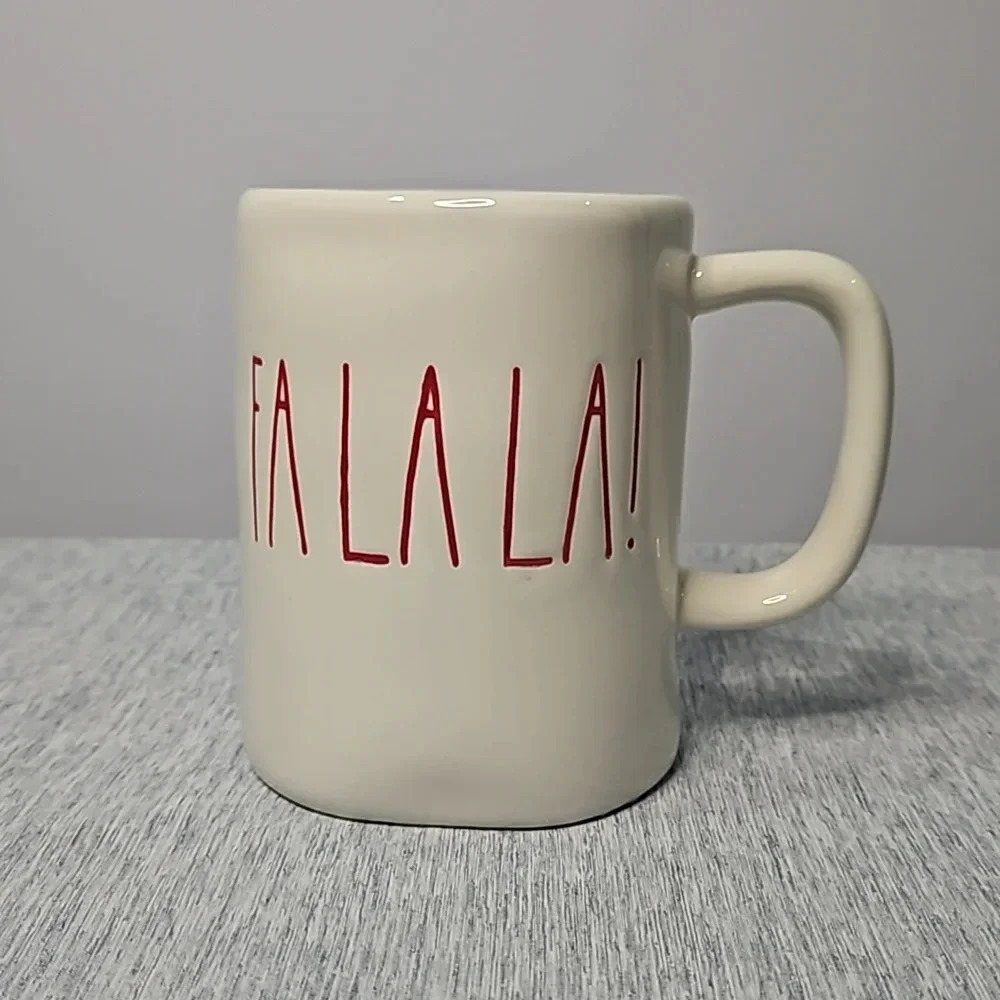 FA LA LA!